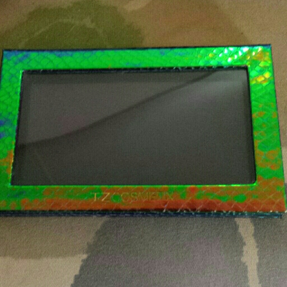 Z Pallette